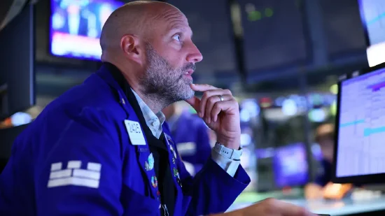 牛股远期策略 早盘：美股继续上扬 纳指上涨330点