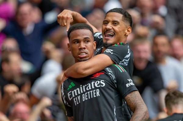 大圣配资 镜报: 加布里埃尔是英超最具侵略性的中卫之一, 他的价值无可替代